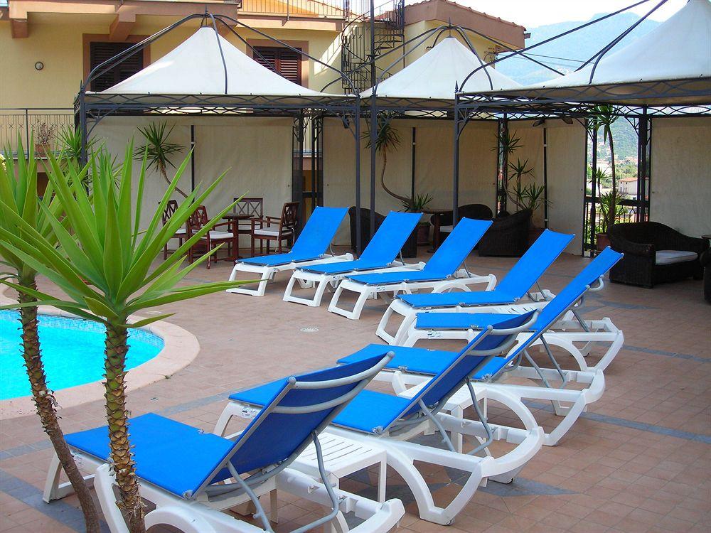 Guglielmo II Apartment Монреале Екстериор снимка