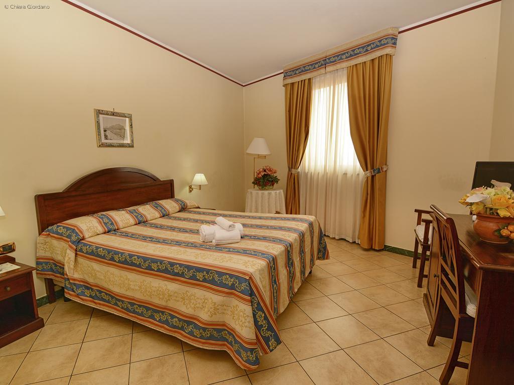 Guglielmo II Apartment Монреале Екстериор снимка