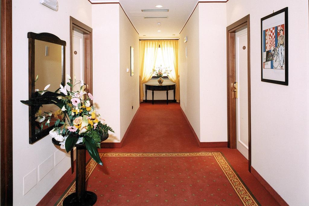 Guglielmo II Apartment Монреале Екстериор снимка