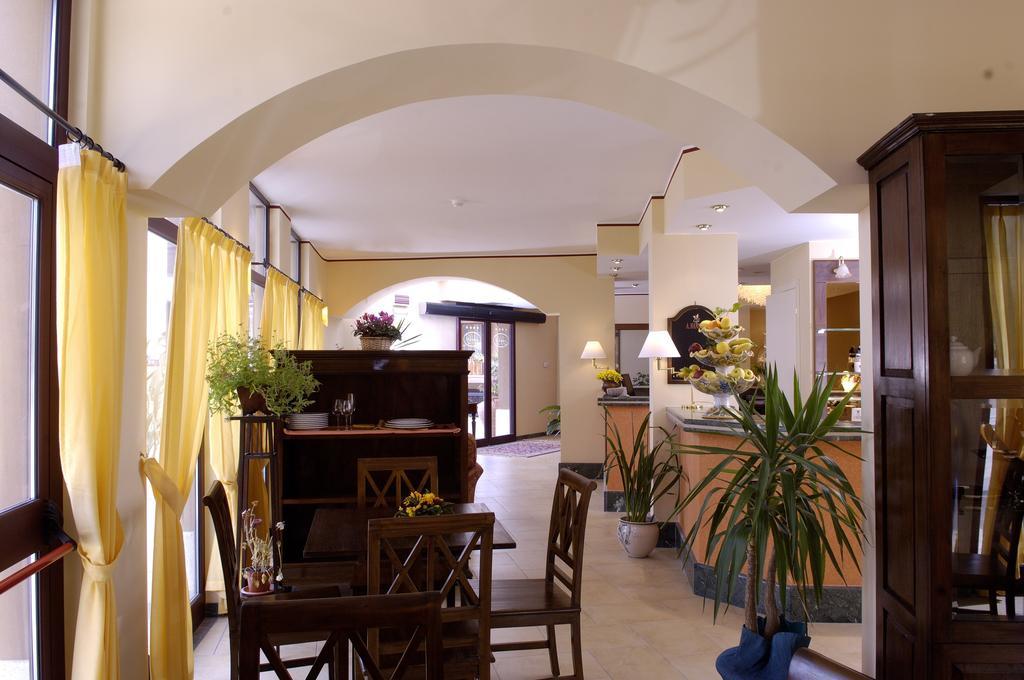 Guglielmo II Apartment Монреале Екстериор снимка